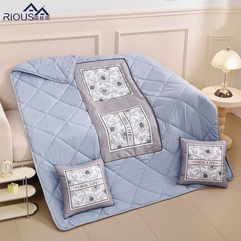 蕊丝坊家纺新款针织数码印花水洗抱枕被