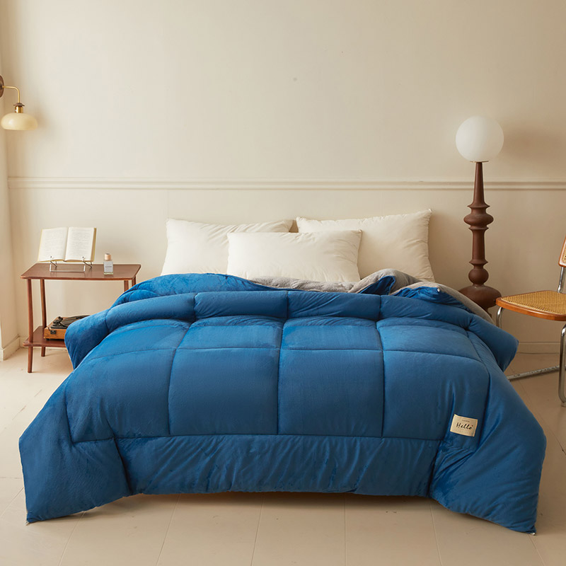 花花公子-家纺-柔暖双拼牛奶绒加厚冬被被芯