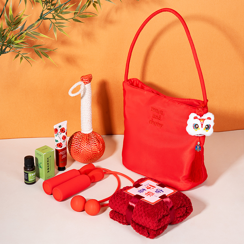 河南承夏中国红醒狮运动套装