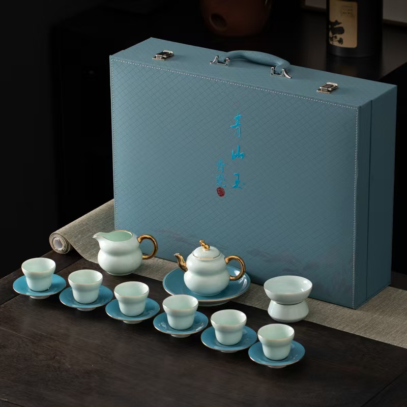 鹏翼青山玉福禄同行描金17头茶具
