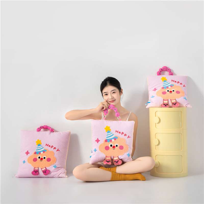 亿瞬间云朵抱枕被