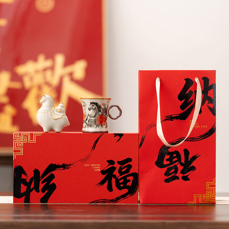 鹏翼纳福马上有钱、马到功成摆件