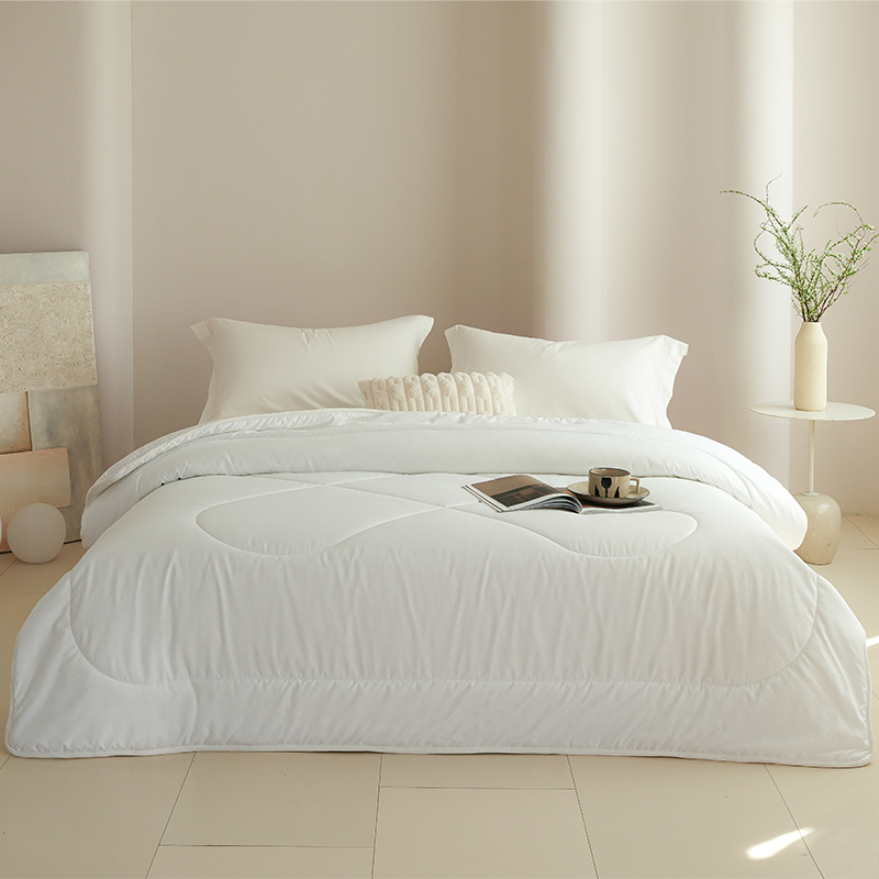 南方寝饰怡然四季被Q01025002