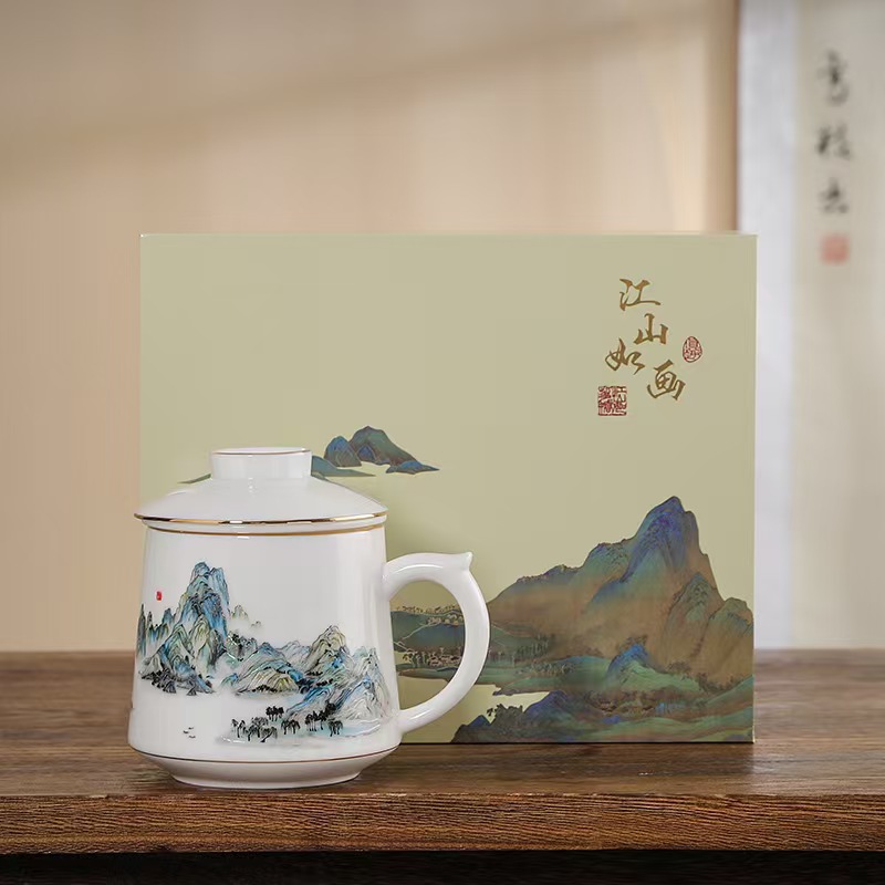 鹏翼千里江山浮雕描真金办公杯