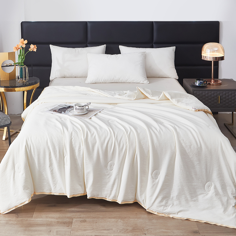 金丝莉大豆被180×210cm（JB-1390）