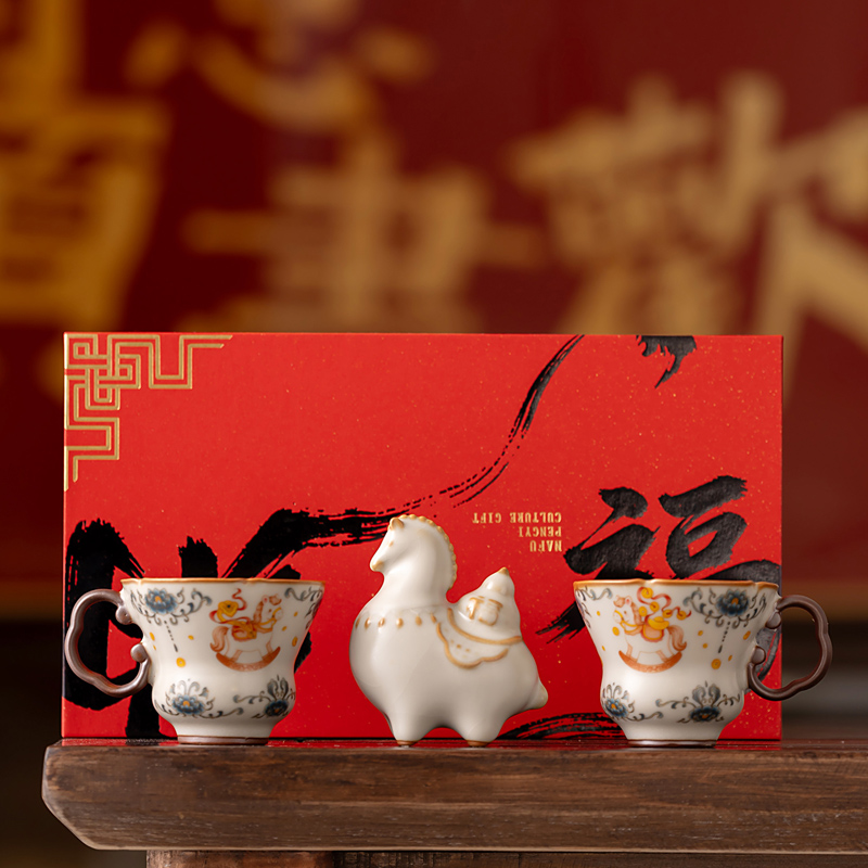 鹏翼商务文创纳福马上有钱双杯摆件